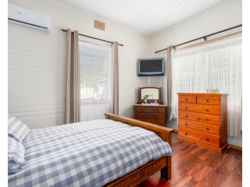 10 Scott Avenue, Dungog NSW 2420