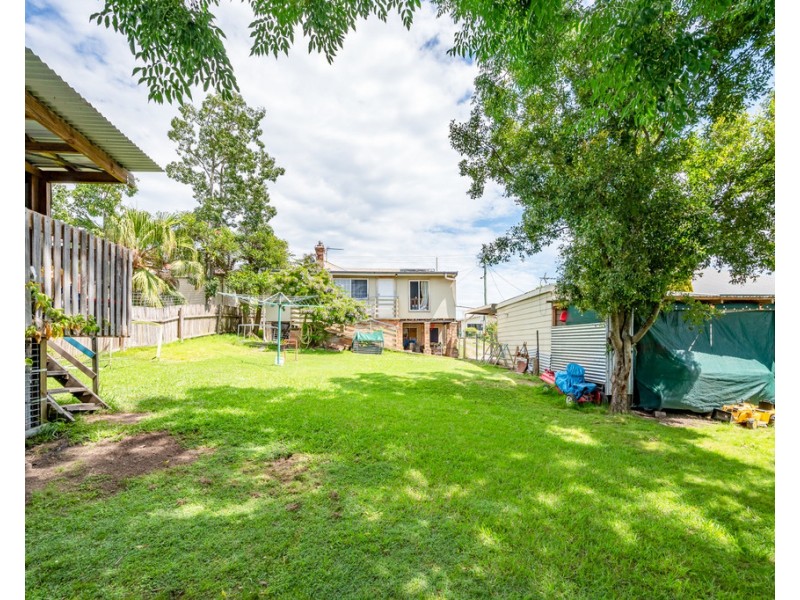 10 Scott Avenue, Dungog NSW 2420