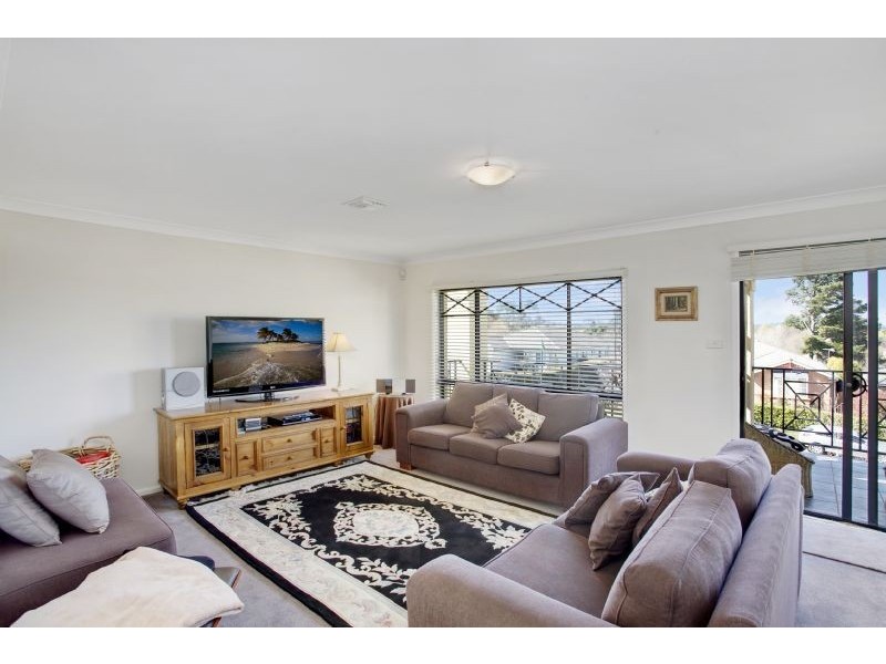 16 Stirling Drive, East Bowral NSW 2576