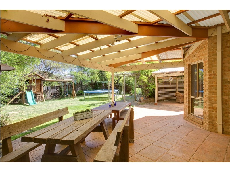 12 Stirling Drive, Bowral NSW 2576