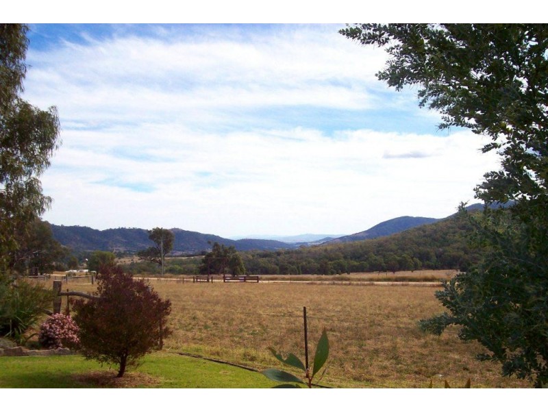 394 Woonooka Road, Moore Creek NSW 2340