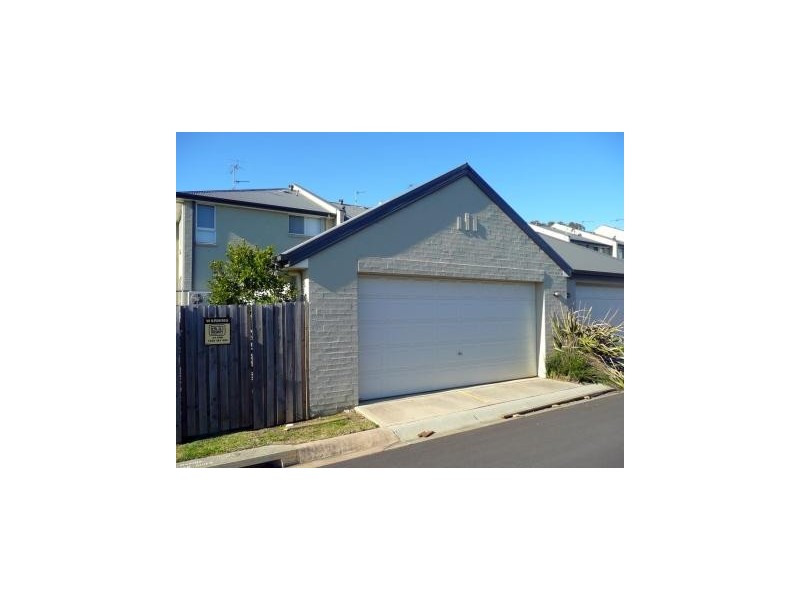 1 Gilbert Street, Elderslie NSW 2570