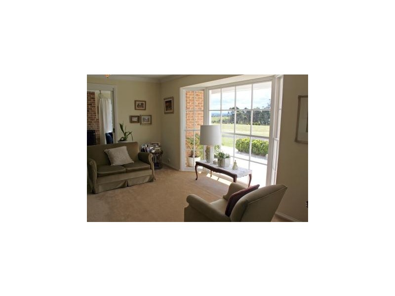 10 Plateau Drive, Razorback NSW 2571