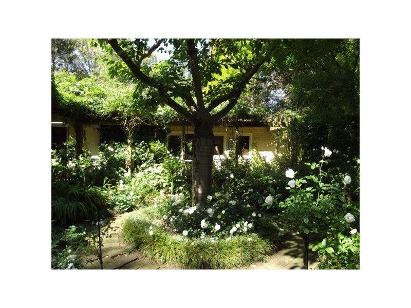 25 Nerang Street, Burradoo NSW 2576
