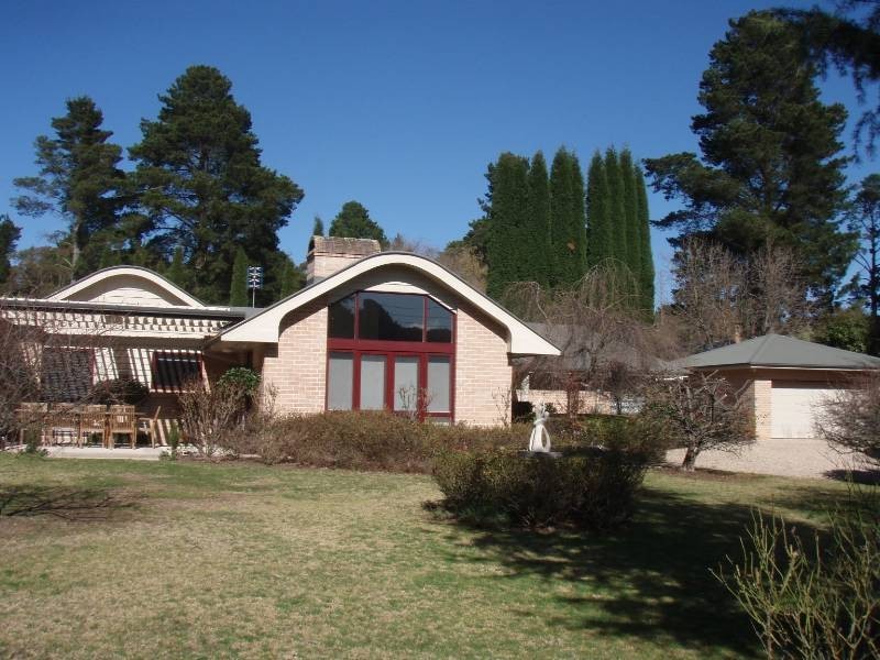 15 Holly Road ‘Brightly’, Burradoo NSW 2576