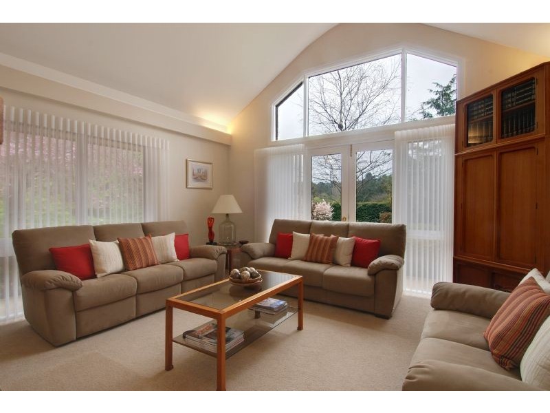 15 Holly Road ‘Brightly’, Burradoo NSW 2576