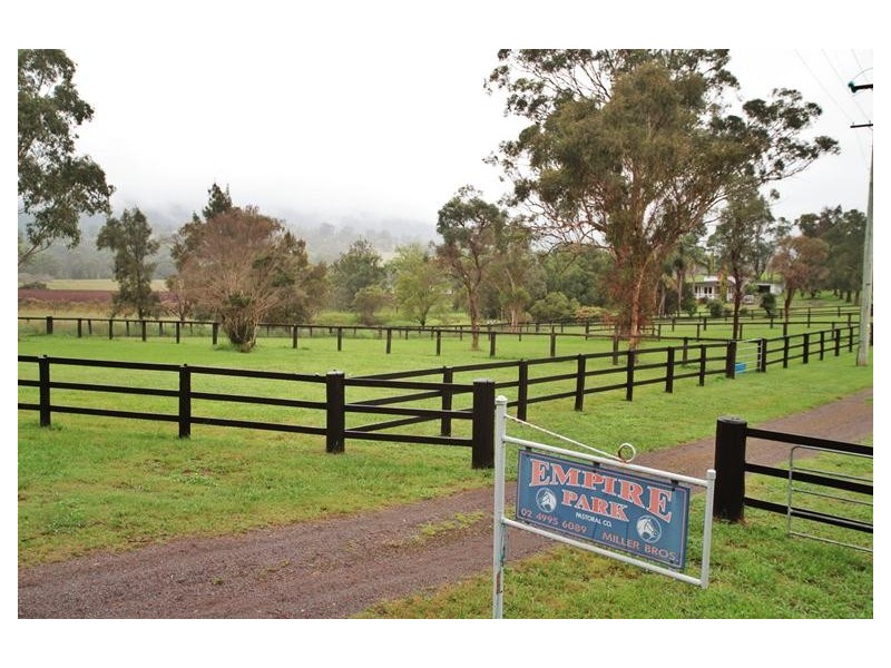 235 Hilldale Rd, Hilldale NSW 2420