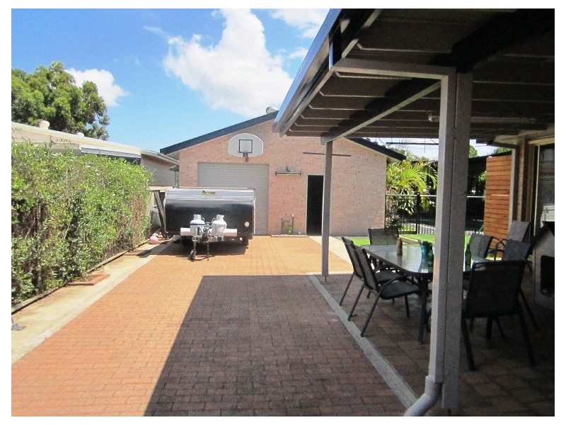 112 Clemenceau Cres, Tanilba Bay NSW 2319