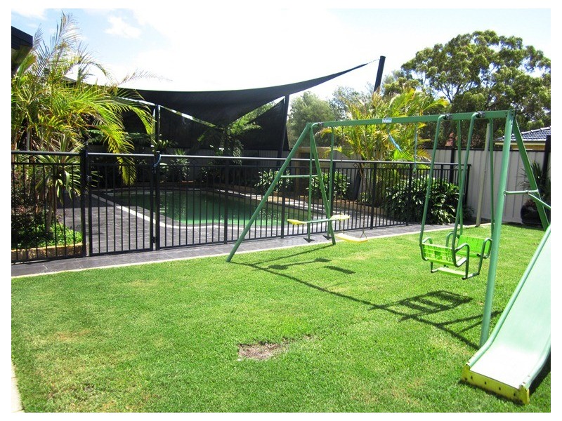 112 Clemenceau Cres, Tanilba Bay NSW 2319