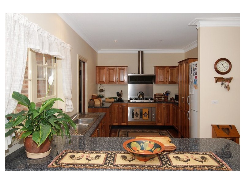 50 Bangadilly Road “Gumbaroo”, Canyonleigh NSW 2577