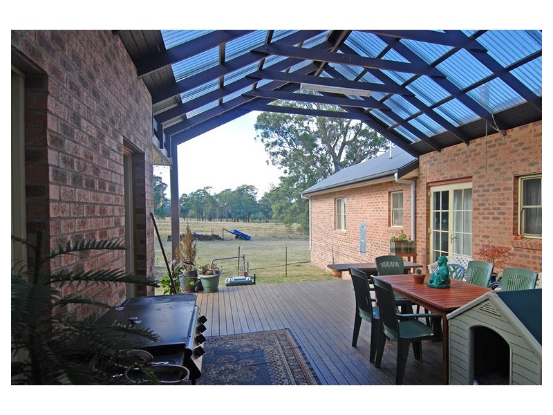 50 Bangadilly Road “Gumbaroo”, Canyonleigh NSW 2577