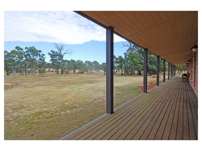 50 Bangadilly Road “Gumbaroo”, Canyonleigh NSW 2577