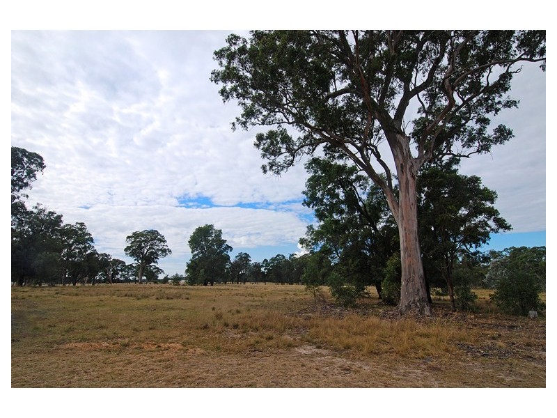 50 Bangadilly Road “Gumbaroo”, Canyonleigh NSW 2577