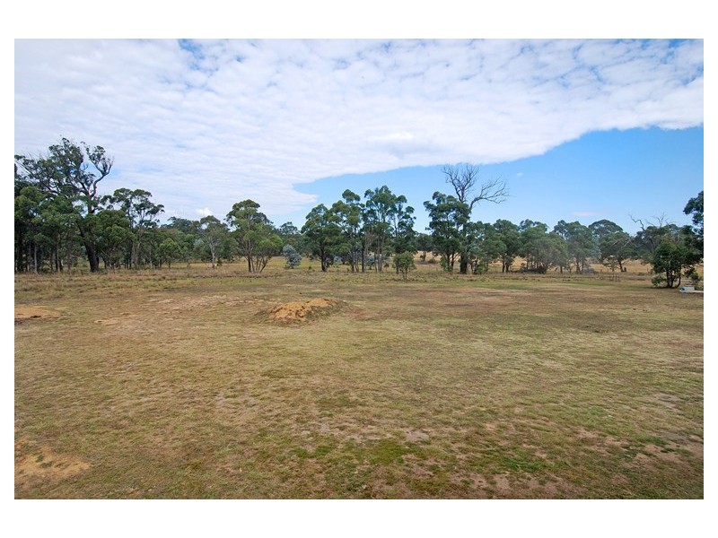 50 Bangadilly Road “Gumbaroo”, Canyonleigh NSW 2577