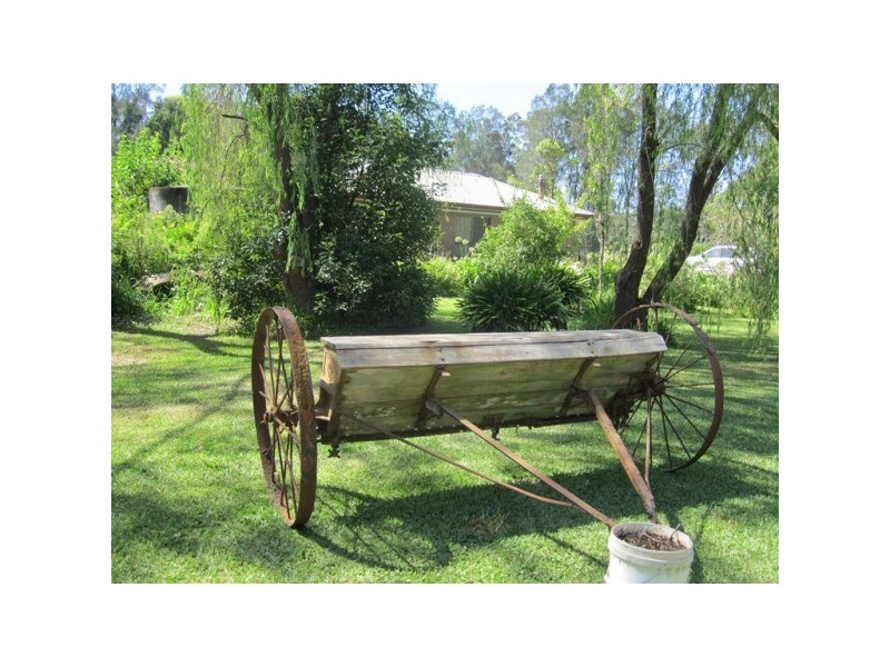 4 Cromarty Lane, Bobs Farm NSW 2316