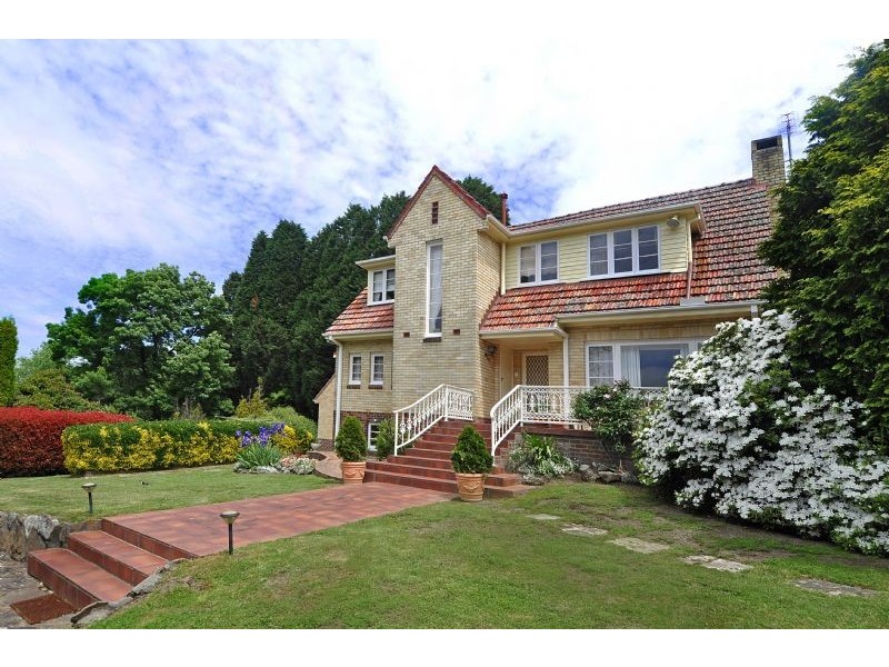 44 Mount Road, Bowral NSW 2576