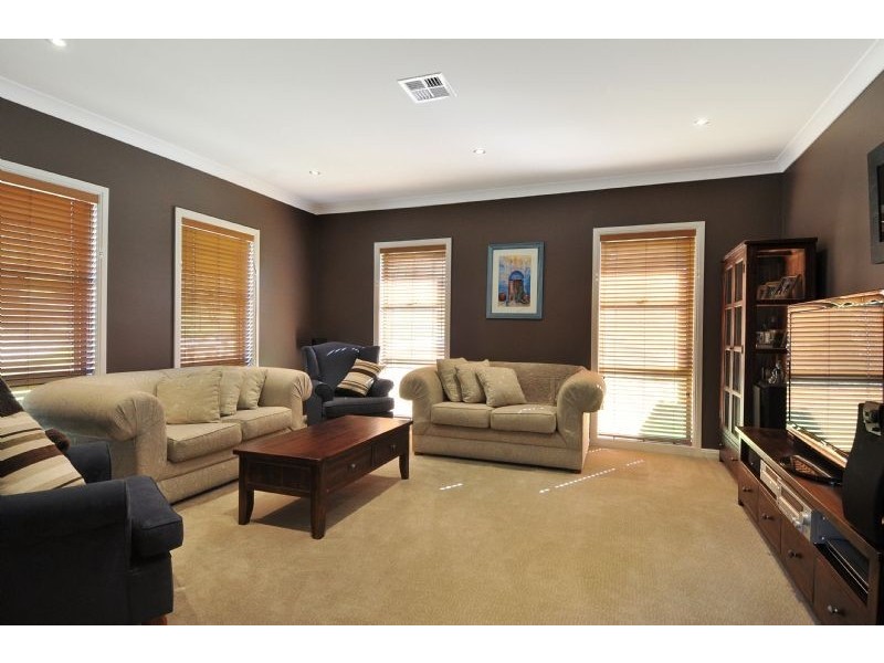 15 Wilson Drive, Colo Vale NSW 2575