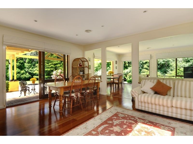 27 Osborne Road, Burradoo NSW 2576