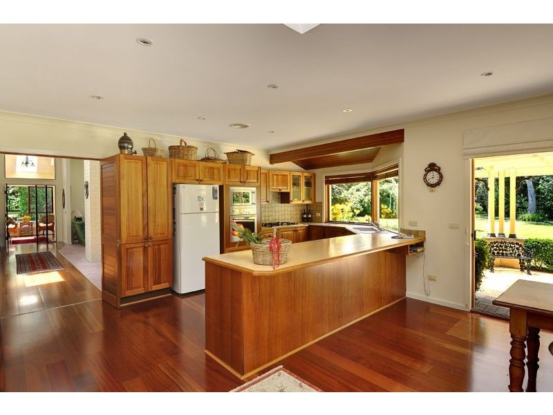 27 Osborne Road, Burradoo NSW 2576