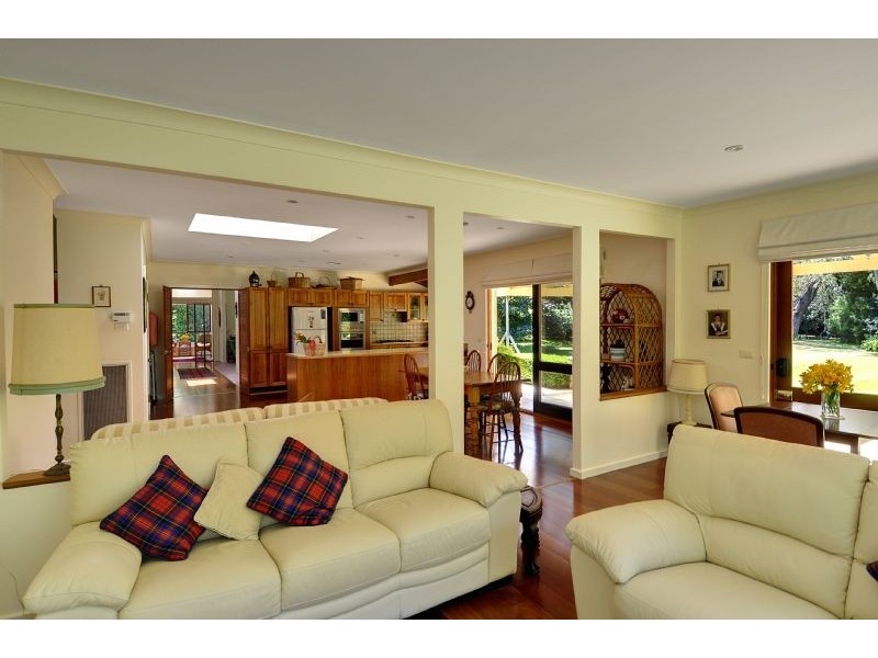 27 Osborne Road, Burradoo NSW 2576