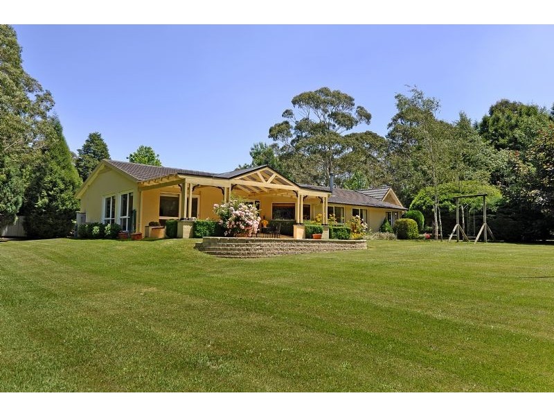 27 Osborne Road, Burradoo NSW 2576