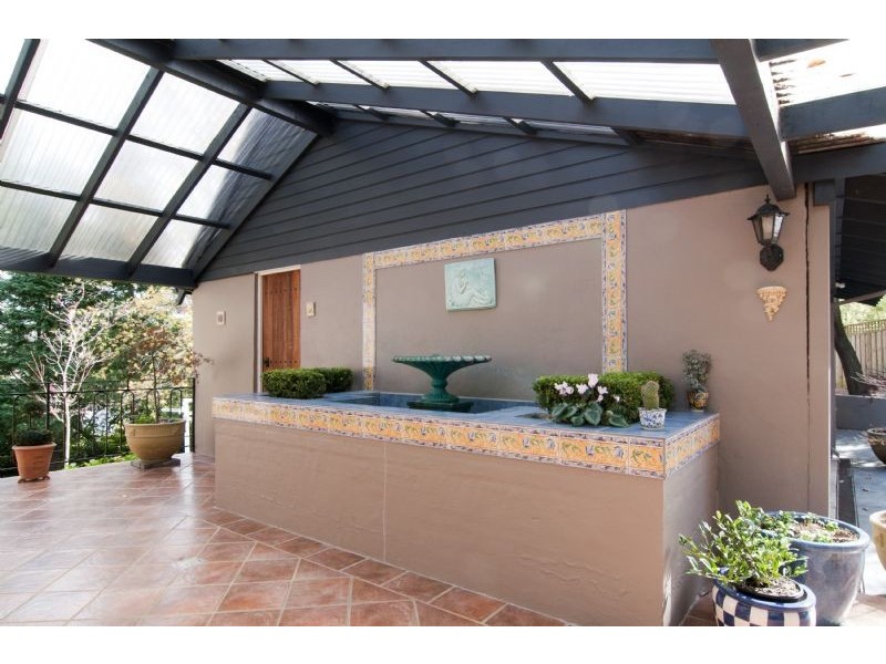 8 Hamilton Ave, Bowral NSW 2576