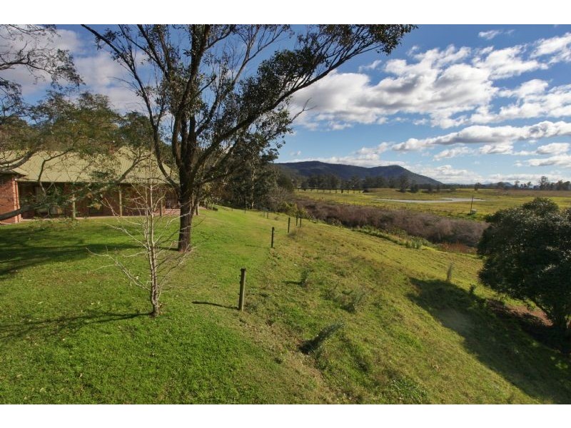 1 Queen Street, Paterson NSW 2421