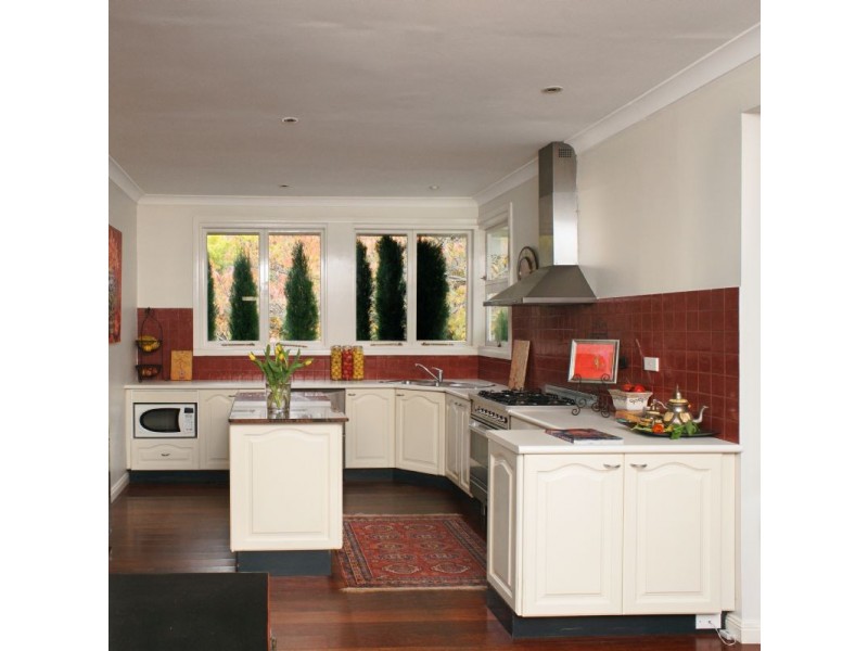 86 Osborne Road, Burradoo NSW 2576