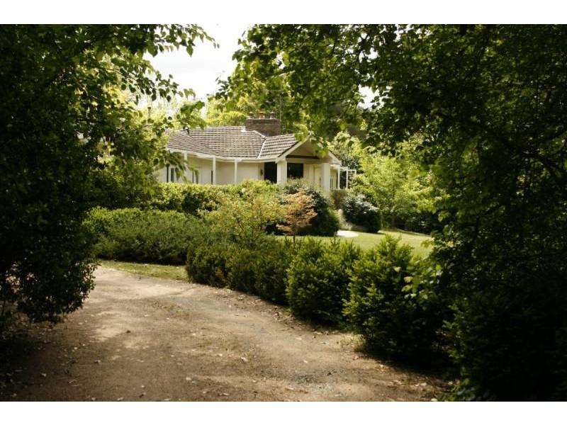 86 Osborne Road, Burradoo NSW 2576