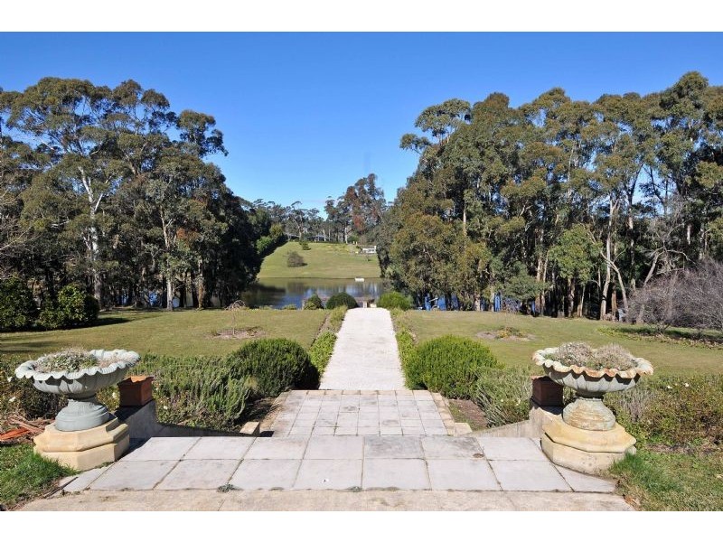 8 Birchwood Drive, Bundanoon NSW 2578