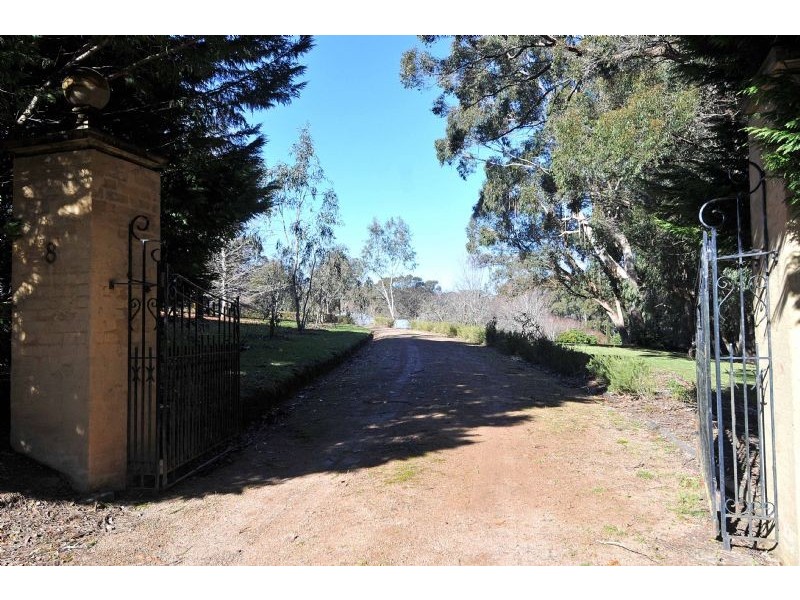 8 Birchwood Drive, Bundanoon NSW 2578