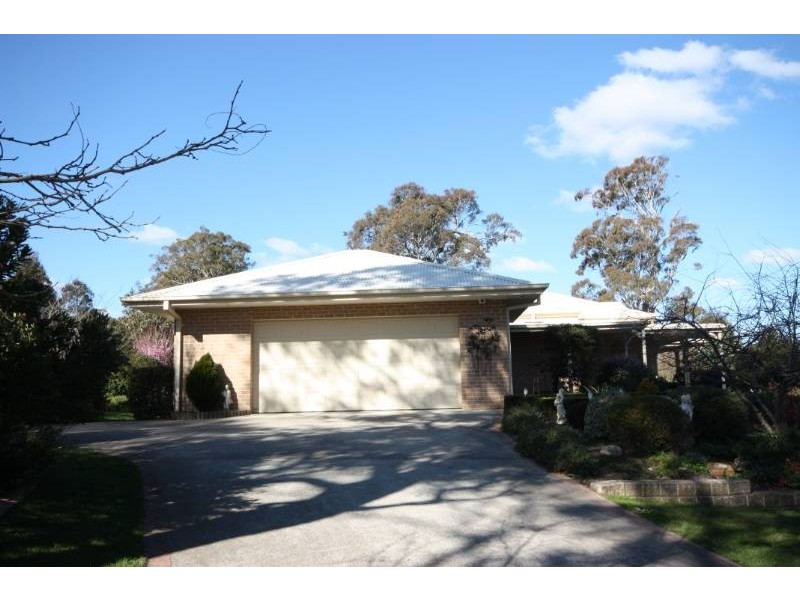 4 Hammock Hill Rise, Bowral NSW 2576