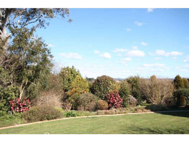 4 Hammock Hill Rise, Bowral NSW 2576