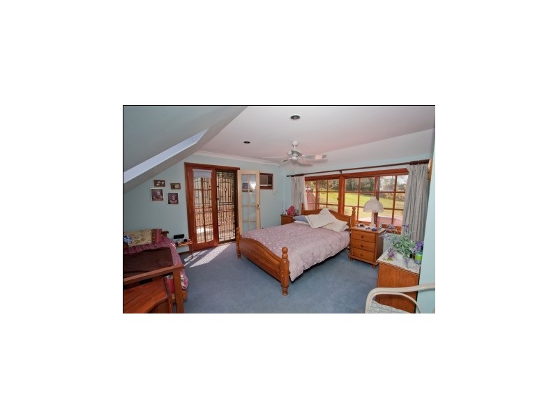 10 Church St, Paterson NSW 2421