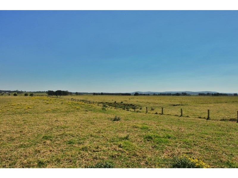 600 Seaham Rd, Nelsons Plains NSW 2324