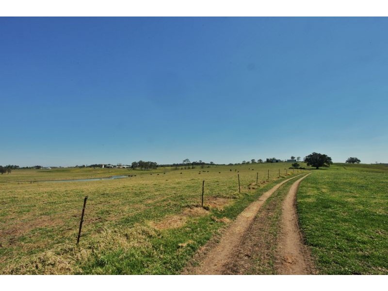 600 Seaham Rd, Nelsons Plains NSW 2324