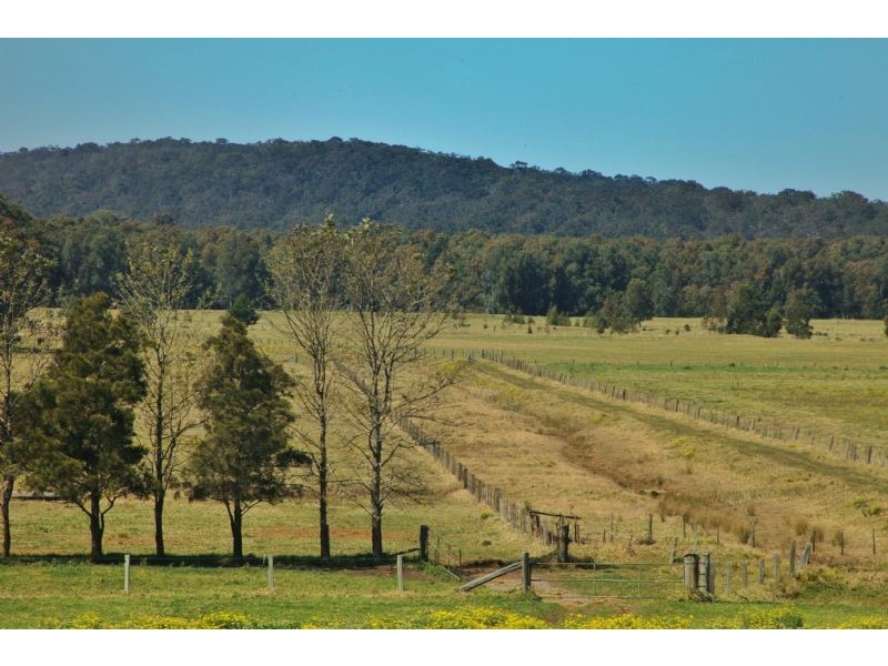 600 Seaham Rd, Nelsons Plains NSW 2324