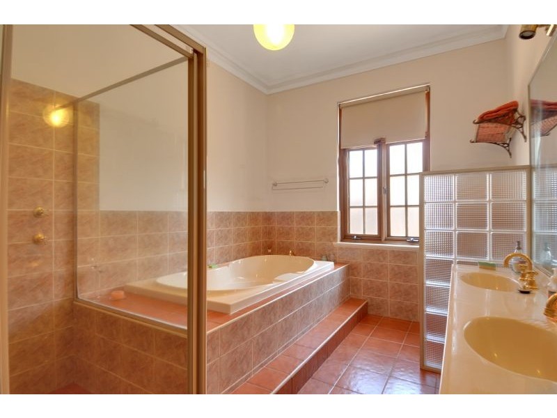 14 Station Street, Menangle NSW 2568