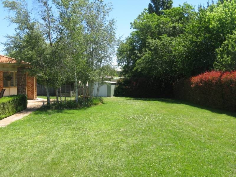 6 Rebecca Place, Moss Vale NSW 2577