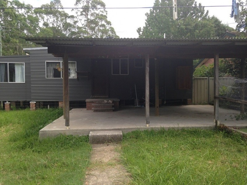 18 Lowe St, Clarence Town NSW 2321