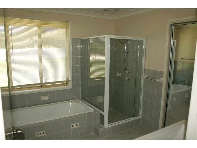 200 Hawthorne Rd, Bargo NSW 2574