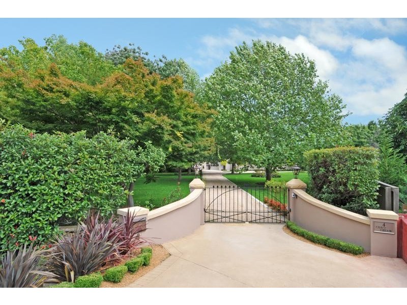 4 Eridge Park Road, Burradoo NSW 2576