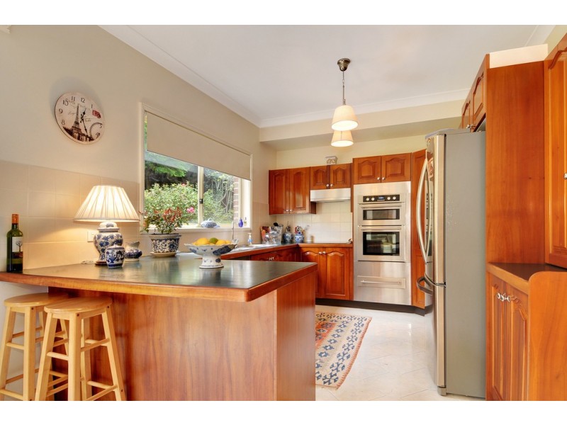 6 Devonshire Road, Robertson NSW 2577