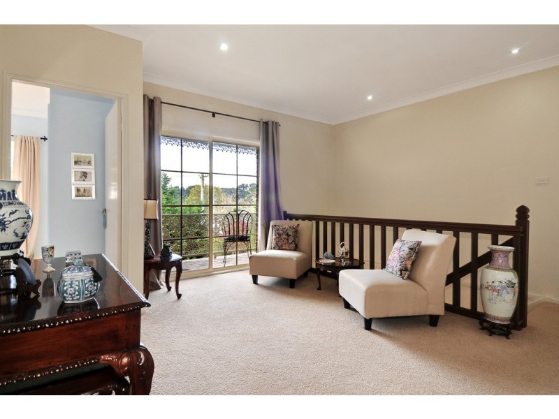 6 Devonshire Road, Robertson NSW 2577