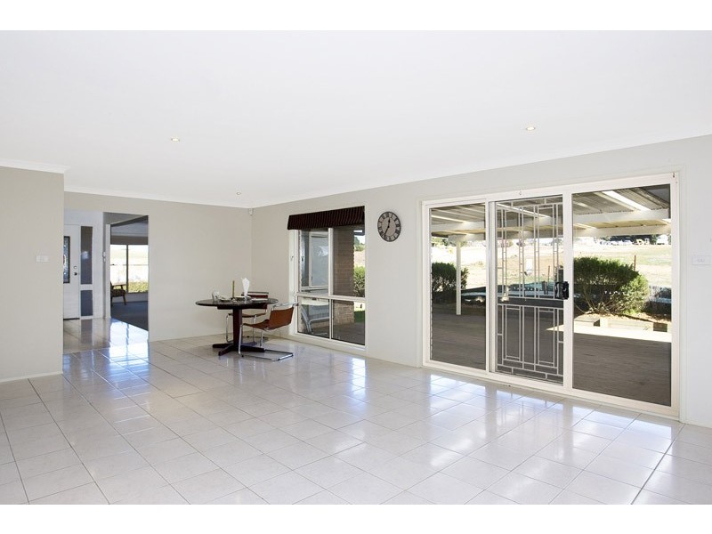 20 Baker Street, Moss Vale NSW 2577