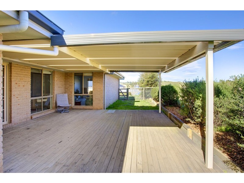 20 Baker Street, Moss Vale NSW 2577