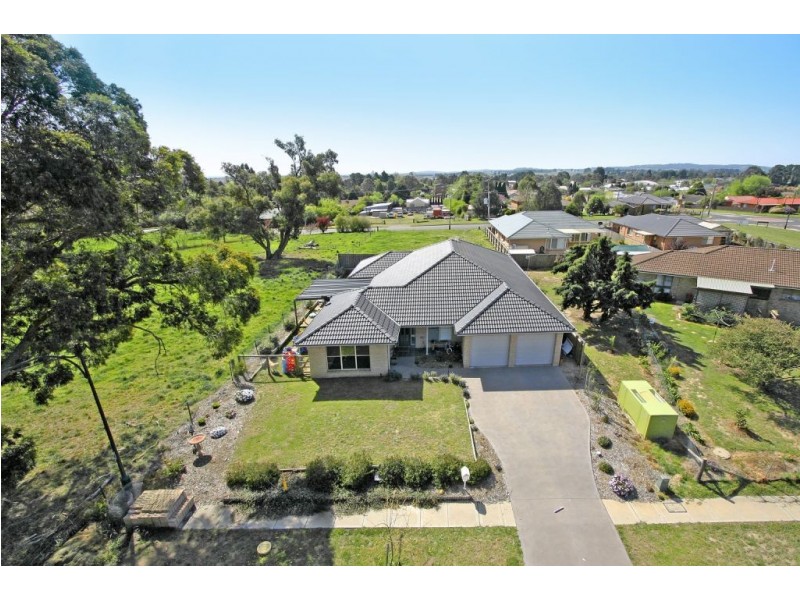 20 Baker Street, Moss Vale NSW 2577