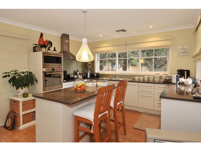 9 Church Road, Moss Vale NSW 2577