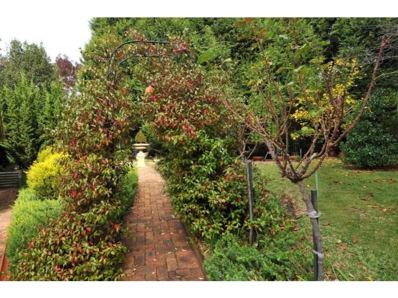 9 Church Road, Moss Vale NSW 2577