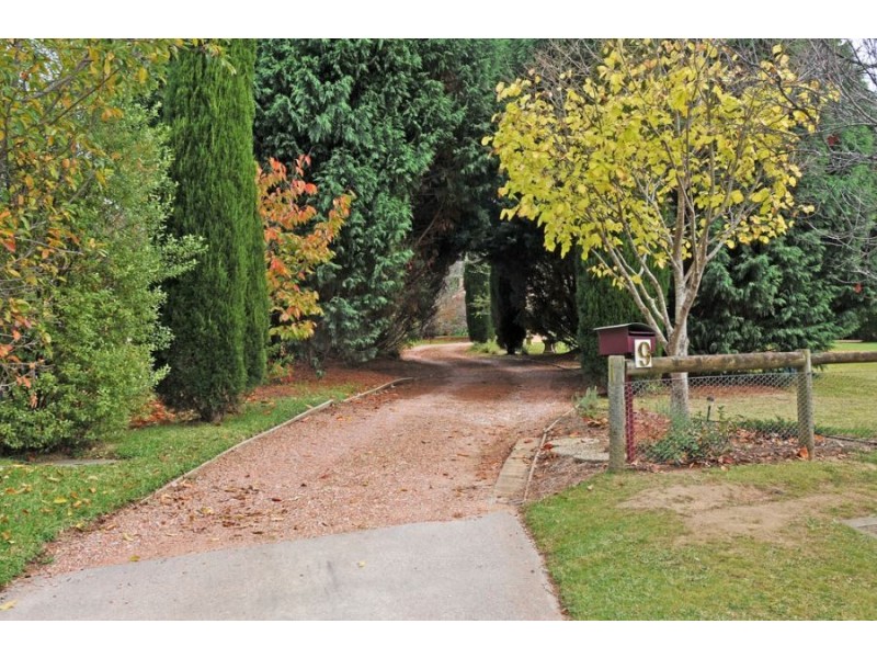 9 Church Road, Moss Vale NSW 2577